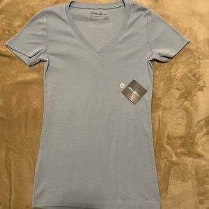 Eddie Bauer women v neck tee